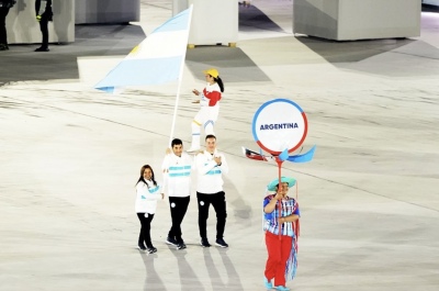 La delegación argentina participó del desfile inaugural en los Juegos Parapanamericanos 2023