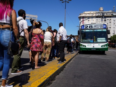 Paro de colectivos en el AMBA: ¿Qué líneas que no funcionan este martes?