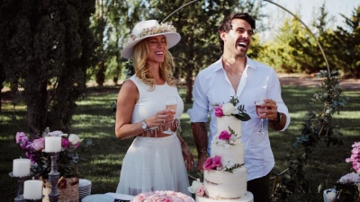 Nicole Neumann anunció su embarazo en medio de la celebración de su casamiento