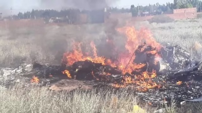 Trágico accidente en Neuquén: se estrelló una avioneta y murieron los dos tripulantes