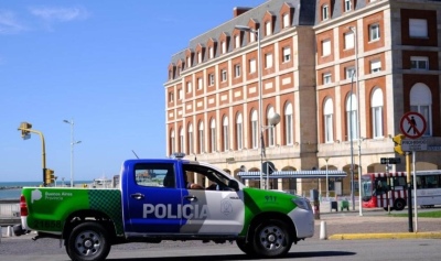 Encontraron a una mujer desnutrida, con moscas y larvas: acusan a su hija de abandono