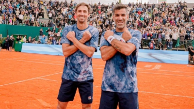 Los argentinos González y Molteni avanzan a cuartos del abierto de Australia