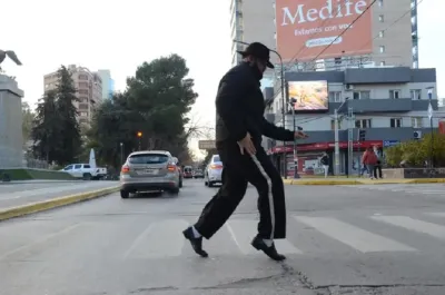 El "Moonwalk" más largo del mundo lo hizo un argentino!