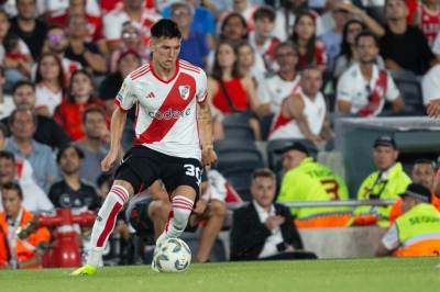 Mastantuono se convirtió en el tercer jugador más joven en debutar en River