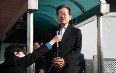 Corea del Sur: el político opositor que fue apuñalado, ya está dado de alta