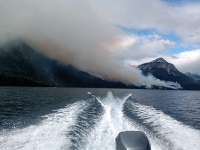 Continúa activo el incendio del Parque Nacional Nahuel Huapi