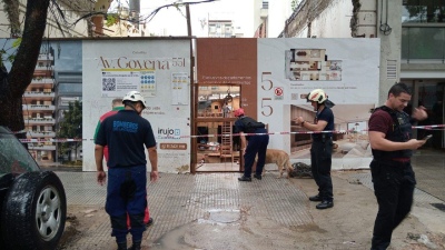 Trágico derrumbe de una obra en construcción en Caballito: murieron dos personas y quedó gente atrapada