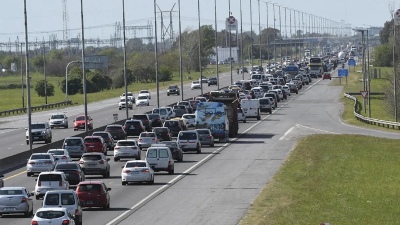 Fin de semana largo de Carnaval: Tránsito intenso y restricción de camiones en rutas