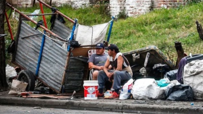 La pobreza se encuentra en el nivel más alto de los últimos 22 años: alcanzó un 57,4% en enero de 2024