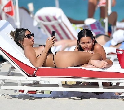 Karina Jelinek y su novia Flor Parise, de viaje por Miami