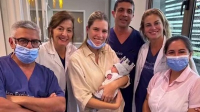 El hijo de Alejandro Fantino y Coni Mosqueira recibió el alta de neonatología