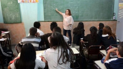 Bonaerense: Eliminan la repitencia en escuelas secundarias