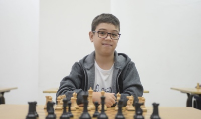 Faustino Oro a un paso de ser el maestro internacional más joven en ajedrez