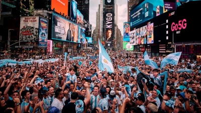 ¡Vamos Argentina! Así fue el banderazo en pleno Time Square de Nueva York