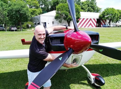 Tragedia en Entre Ríos: murió un piloto acróbata en un accidente aéreo