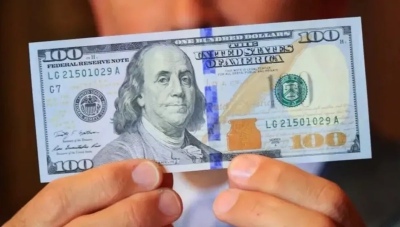 No para: el dólar blue rompió un nuevo récord y llegó a los $1.450