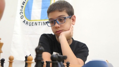 Faustino Oro: el nene argentino de 10 años que la rompe toda en el ajedrez