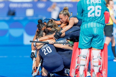 ¡Las Leonas lo hicieron otra vez! Vencieron a España 2-1 y ya están en cuartos de final de los Juegos Olímpicos