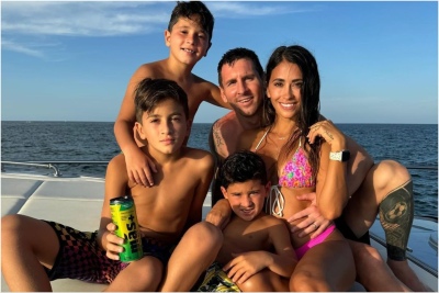 Las nuevas fotos de Lionel Messi con Anto y sus hijos, de vacaciones