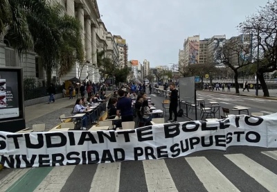 Noticias resumidas: Protestas en la UBA, avances en salud y ciencia, y lo último en música y espectáculos