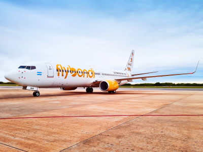 Flybondi enfrenta tensiones laborales por tripulaciones extranjeras