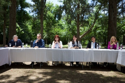 Unidad en el PJ: Cristina, Kicillof y Massa se reencuentran tras la derrota contra Milei