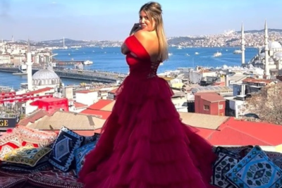 Wanda Nara deslumbró de rojo en Estambul