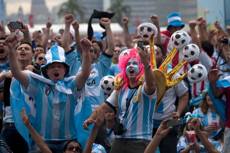 El intendente de Río Gallegos sortea un viaje al Mundial. 