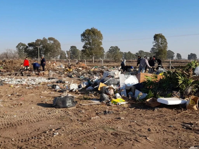 Se encontraron 50 mil dólares en un basural