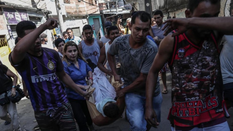 Operativo policial en la favela deja al menos 18 muertos