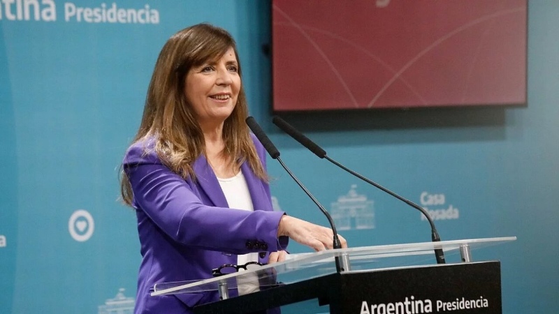 La vocera presidencial participó en un sorteo por un juguete sexual