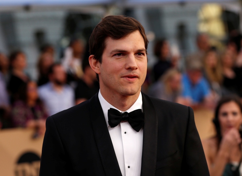 La extraña enfermedad que sufrió Ashton Kutcher.