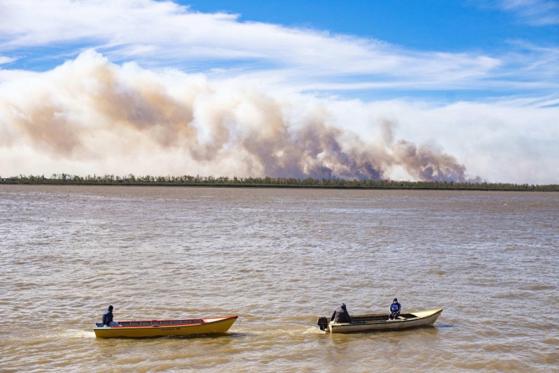 Una nube de humo cubrió San Pedro y llegó a Buenos Aires