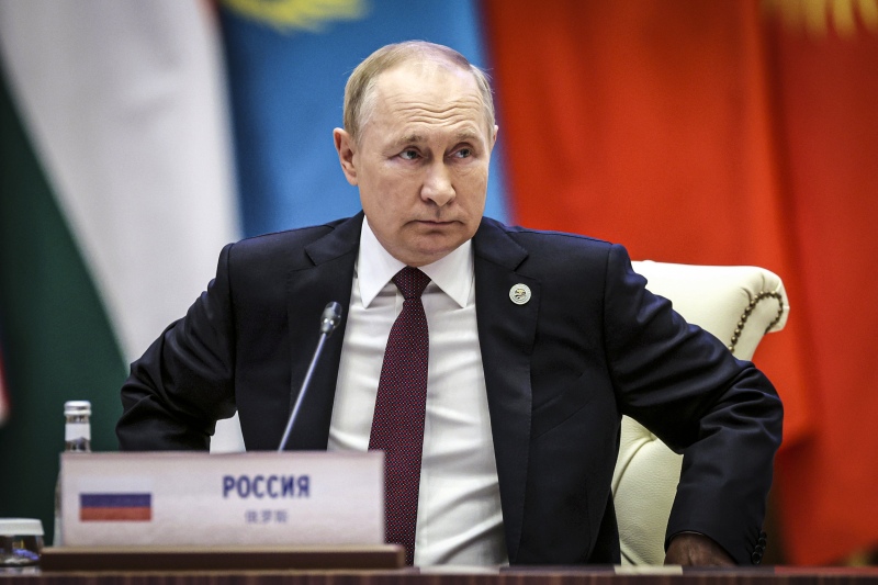 Putin amenaza a Occidente con usar armas nucleares