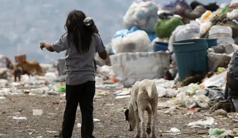 La pobreza infantil ascendió al 50,9%