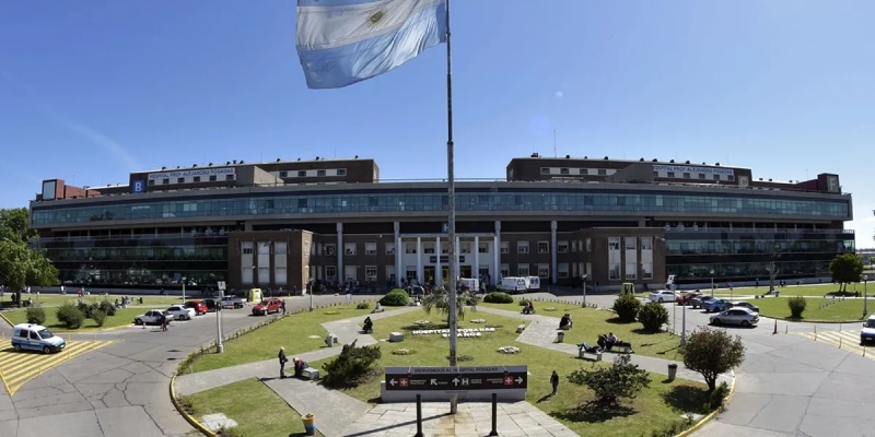 Un nene murió tras tirarse de un séptimo piso del hospital Posadas