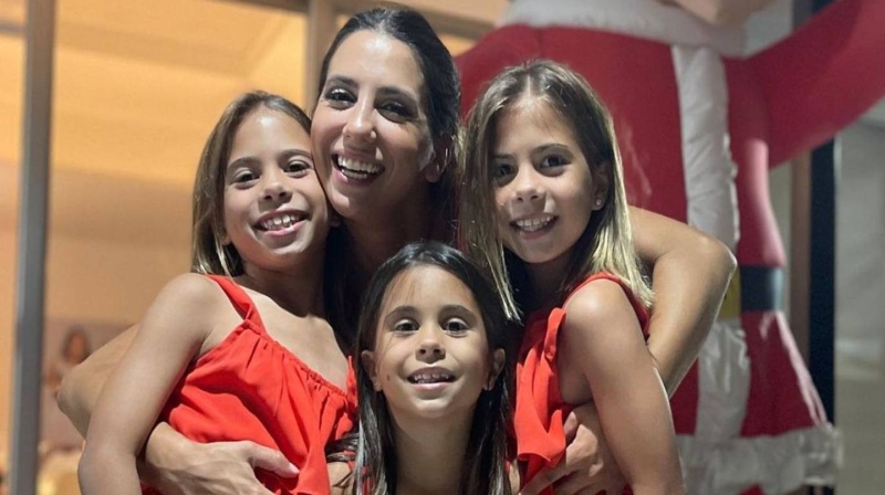 Juntan firmas para echar a las hijas de Cinthia Fernández