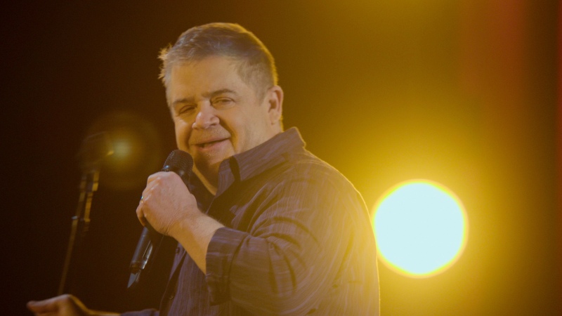 Netflix estrena ”Patton Oswalt: We All Scream”, un especial de comedia