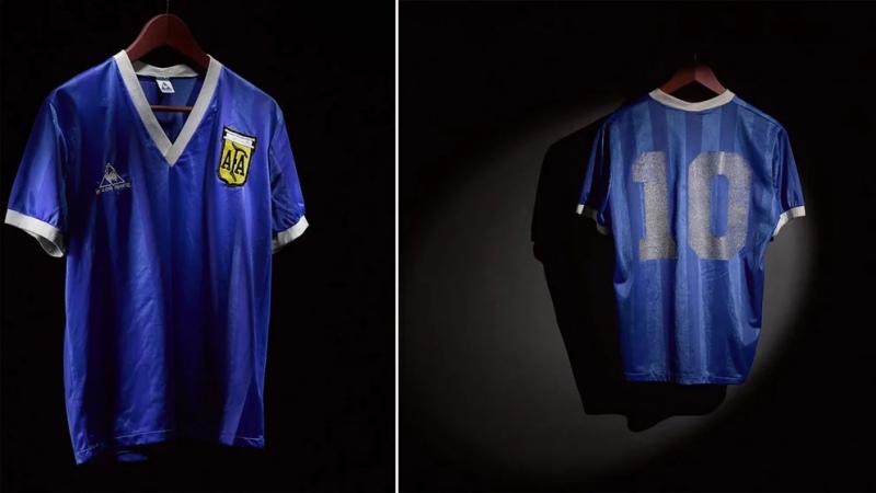 Camiseta de Maradona usada en el Mundial 1986, segunda subasta deportiva más cara de la historia