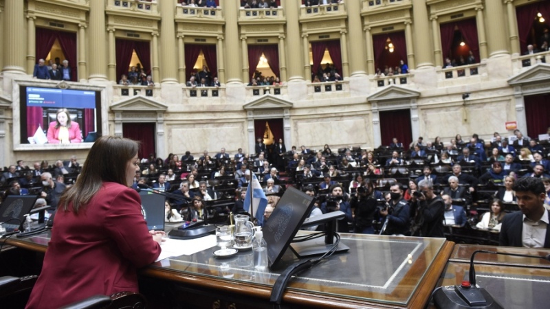 Diputados sesiona hoy de forma extraordinaria