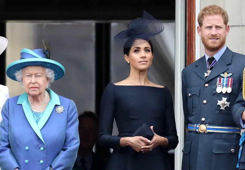 La reina Isabel II desheredó a los hijos de Harry y Meghan