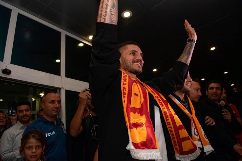 El Galatasaray recibió a Mauro Icardi
