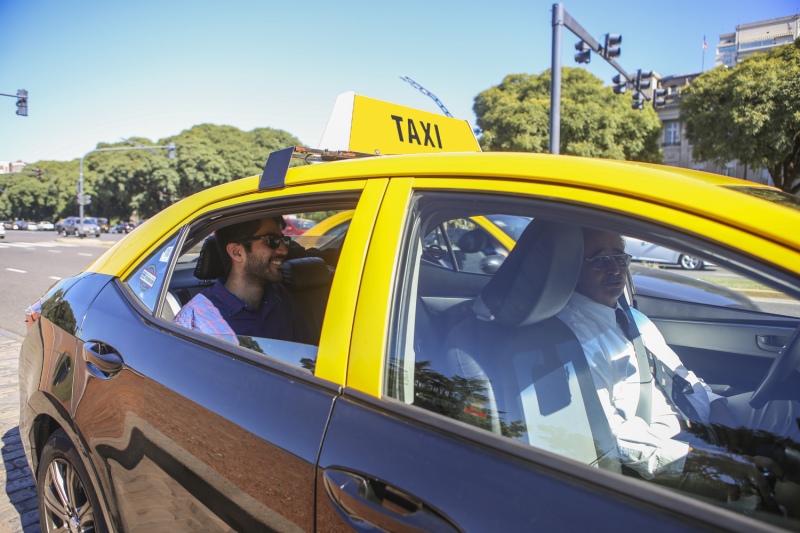 Desde hoy aumentan los taxis