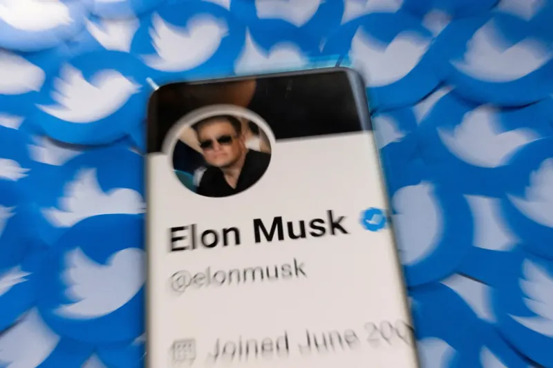 Elon Musk despediría a 5.000 empleados de Twitter