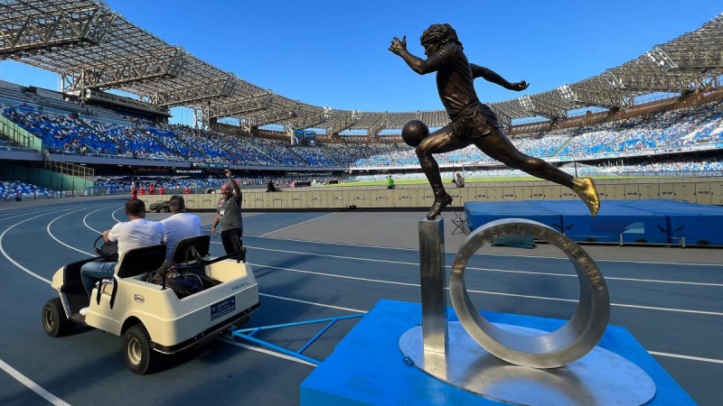 Napoli homenajeó a Maradona por su cumpleaños