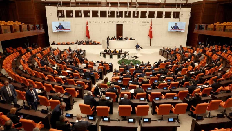 Turquía: aprobaron una ley contra las “fake news”