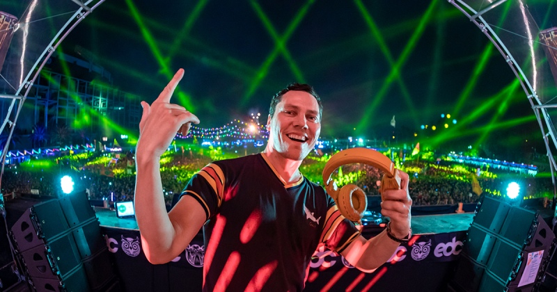 Tiësto remixó la Session de Quevedo