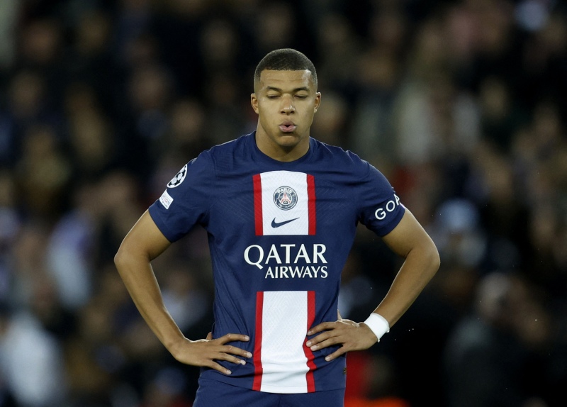 Sin vacaciones, Mbappé vuelve a entrenar con el PSG