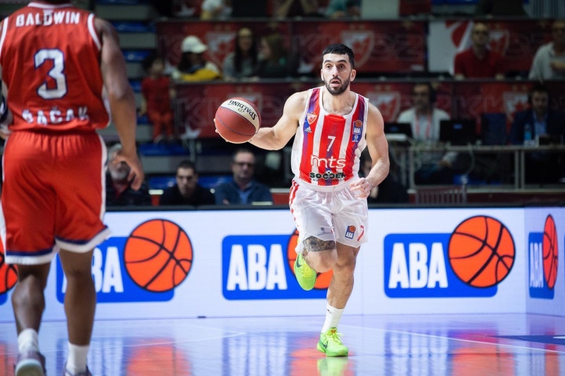 Facu Campazzo debutó en el Estrella Roja