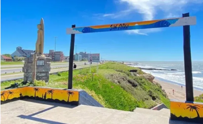 Encontraron un cadáver en una playa de la Costa Argentina